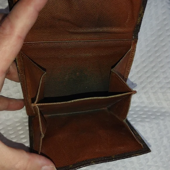 Louis Vuitton Men's Wallet Vintage Double Sided